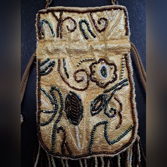 Handmade Beaded Pouch - Picture 2 of 9